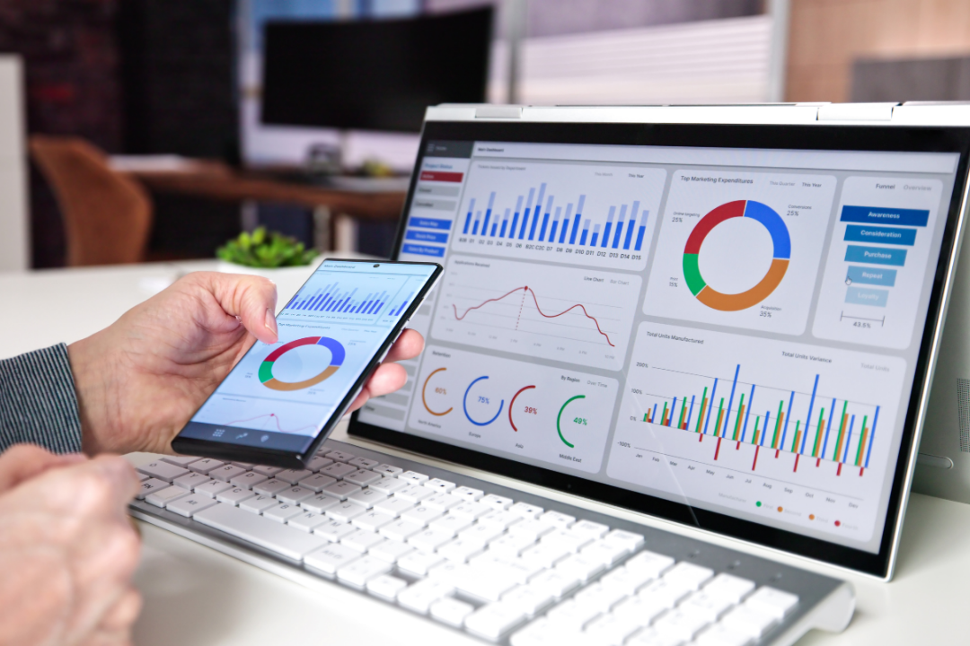 A Shopify store analytics dashboard displaying SEO performance metrics, including organic traffic, keyword rankings, and conversion rates.