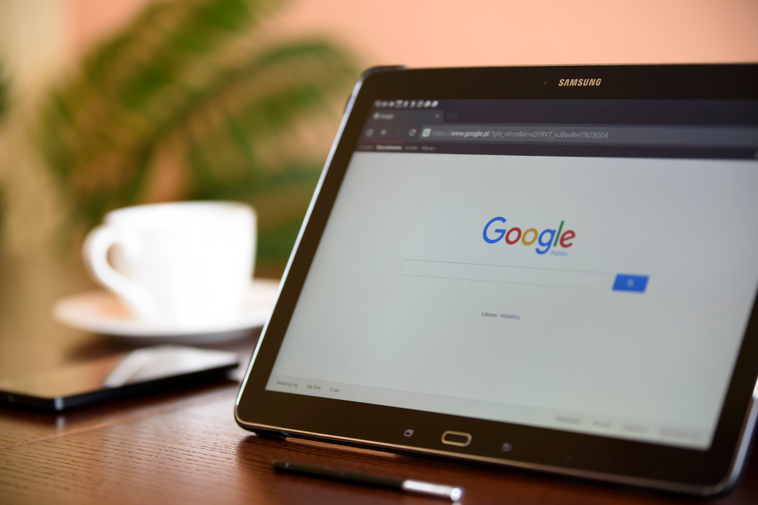 Screenshot-style illustration of Google Search Console showing sitemap submission process.