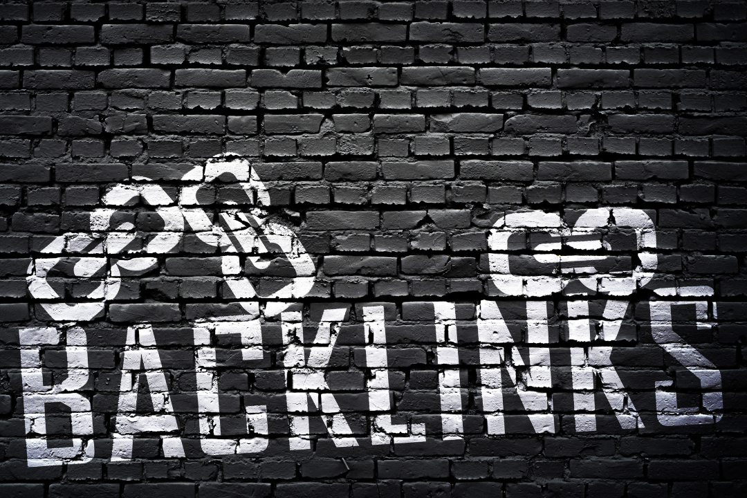 An illustration showing the relationship between backlinks, content quality, and DA/PA scores.